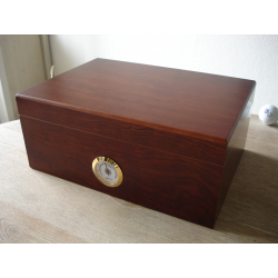 Sale: Cigar Humidor Classic III