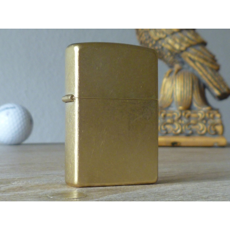 Zippo Lighter color: Gold Dust